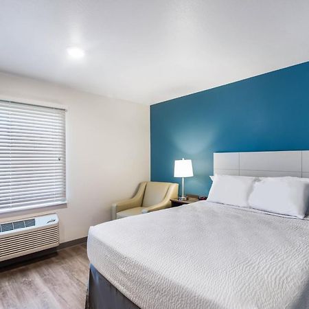 Woodspring Suites Chicago Addison Exterior foto